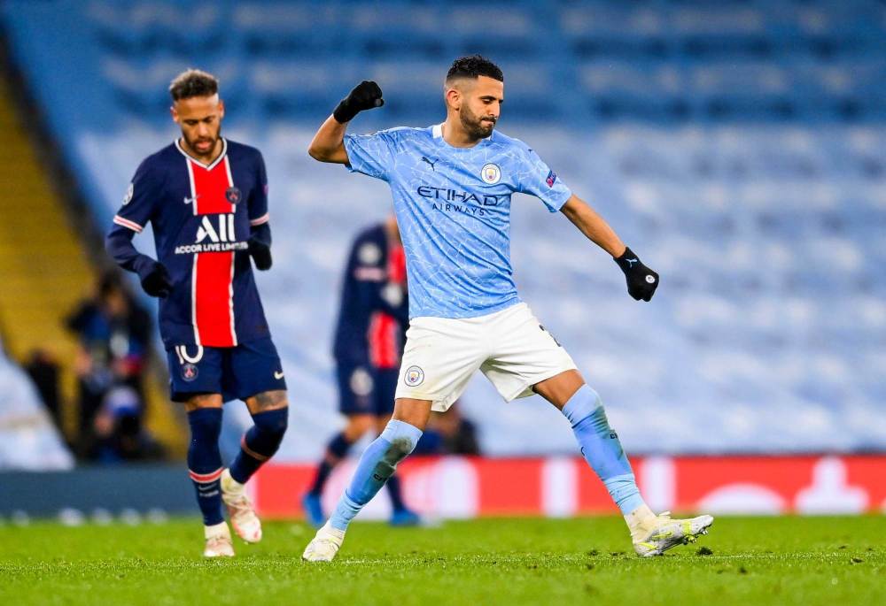  曼城女足创历史，首夺英超联赛冠军  